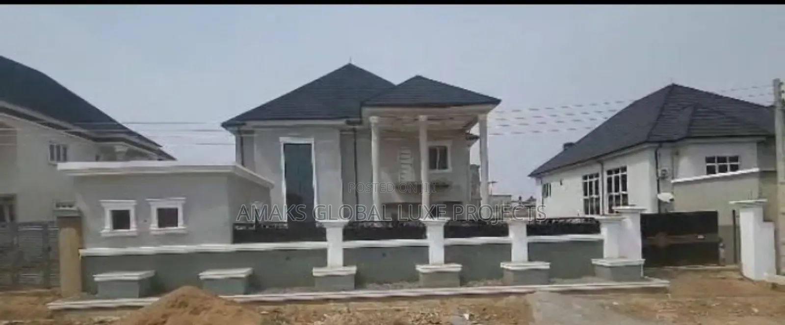 4bdrm Duplex in Behind Glory Dome, Lugbe District for sale in Lugbe District
