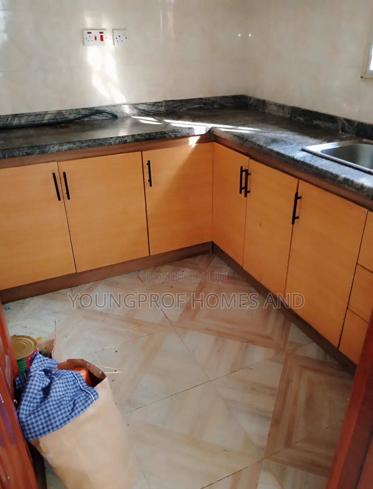 Furnished 1bdrm Block of Flats in Ikotun/Igando for sale in Ikotun/Igando