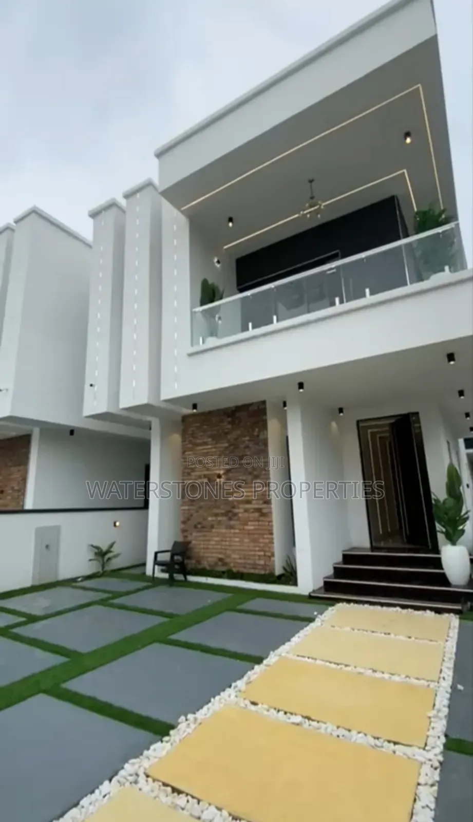 5bdrm Duplex in Junic Estate , Asaba, Oshimili South for sale in Oshimili South