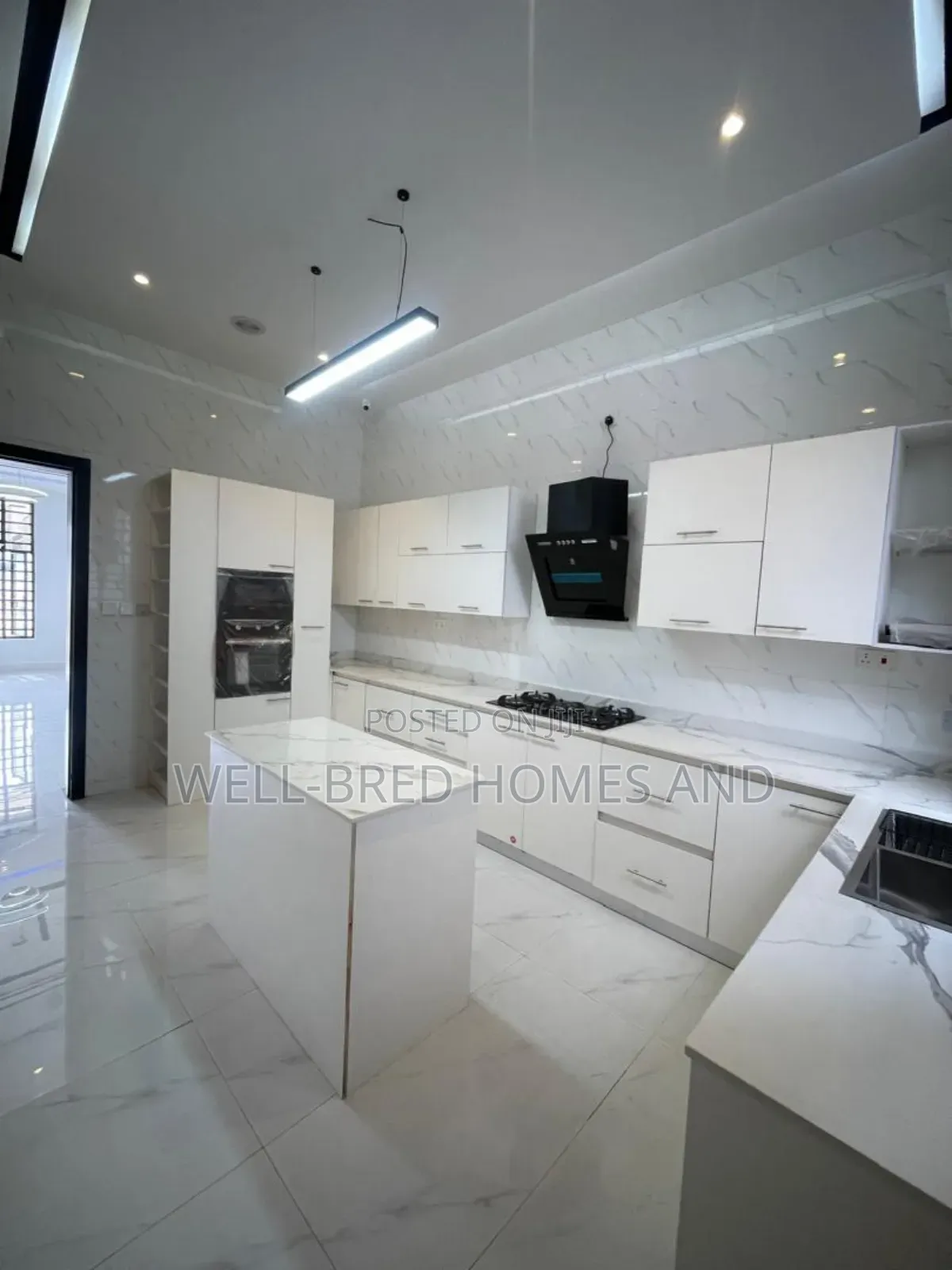 4bdrm Duplex in Chevron Lekki Lagos for sale in Lekki