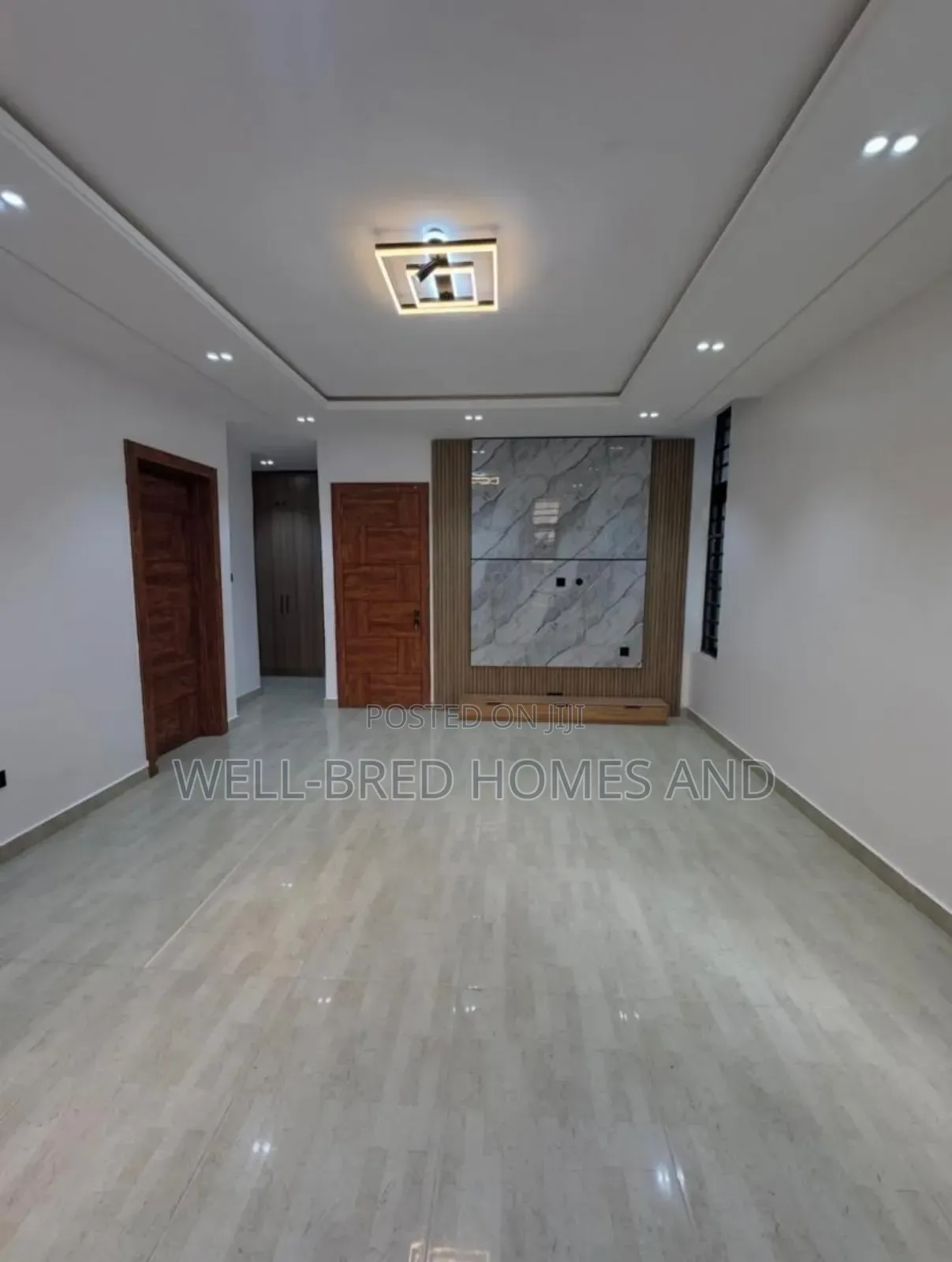 5bdrm Duplex in Lekki Phase 1 for sale in Lekki Phase 1