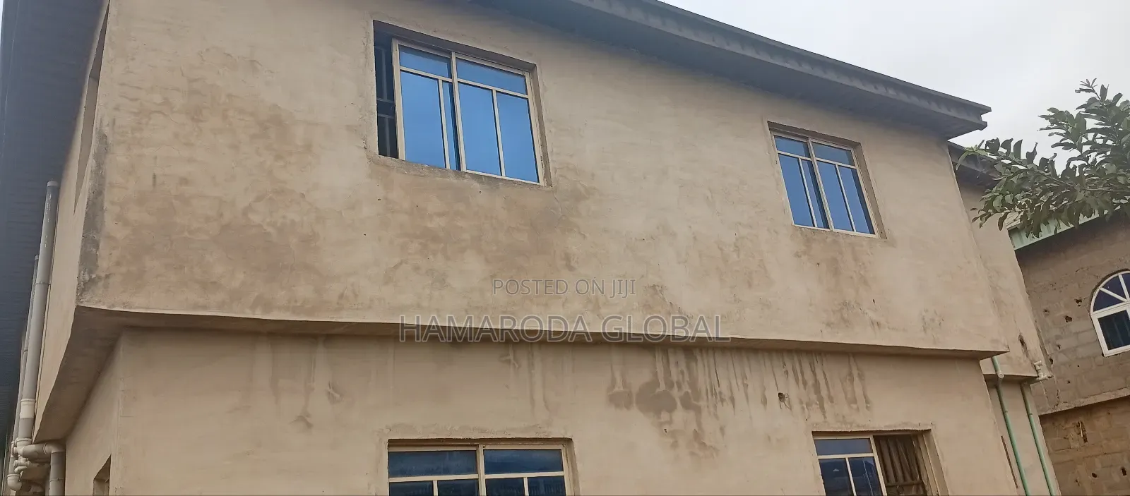 12bdrm Block of Flats in Ikotun, Alimosho for sale in Alimosho