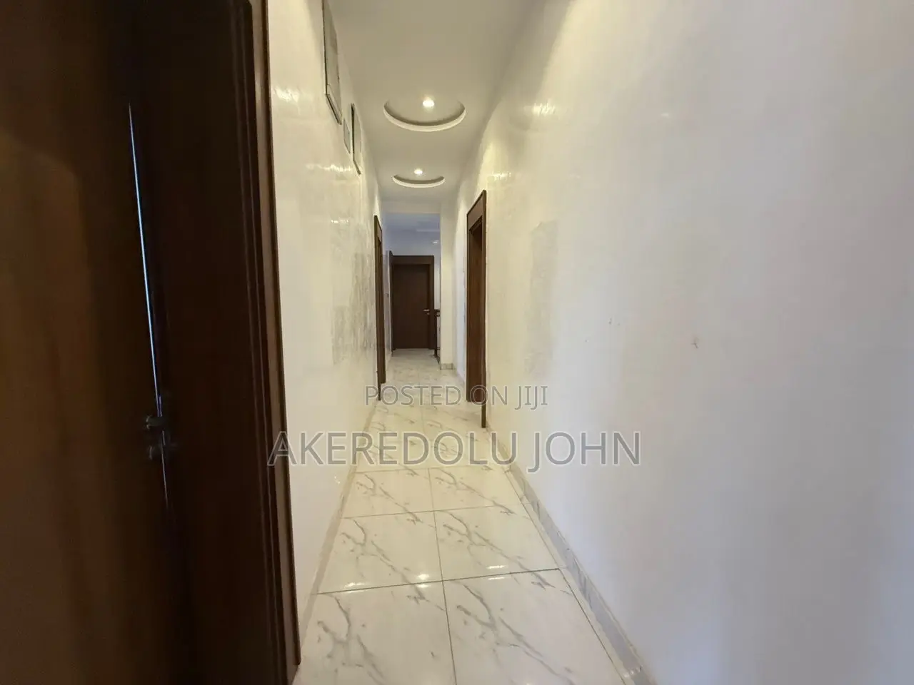 5bdrm Duplex in Apo Resettlement for sale in Apo Resettlement