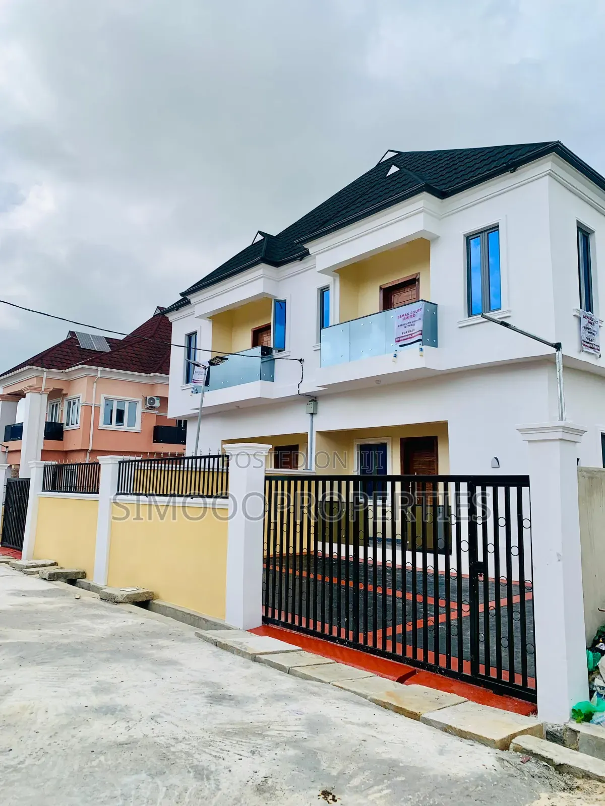 3bdrm Duplex in Richland Gardens, Bogije for sale in Bogije
