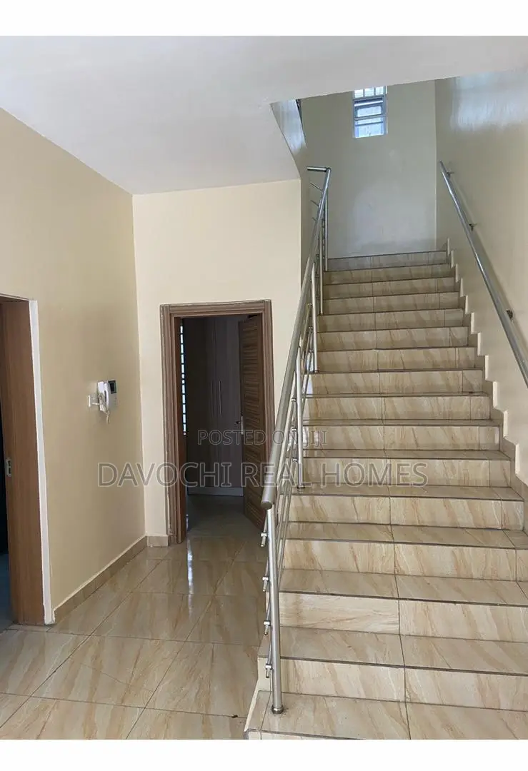 4bdrm Duplex in Orchid Road, Lekki Phase 2 for rent in Lekki Phase 2