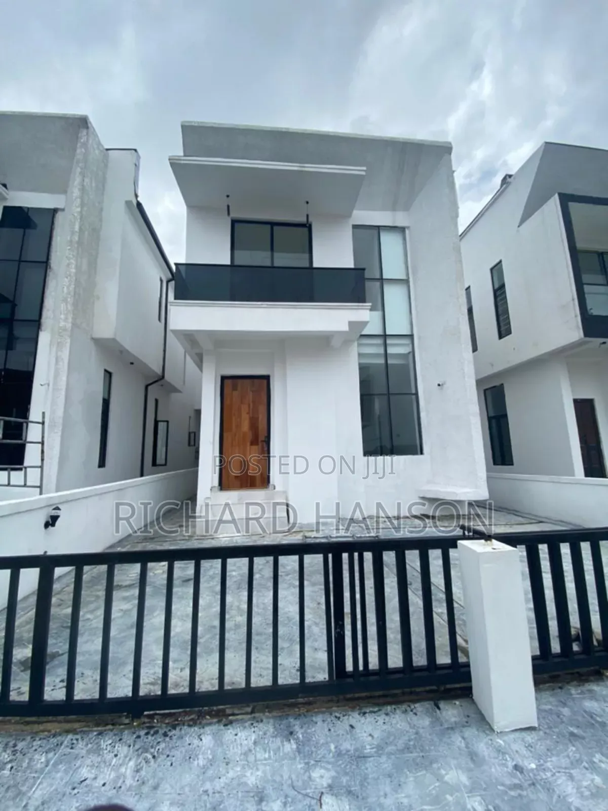 5bdrm Duplex in Blenco, Sangotedo for sale in Sangotedo