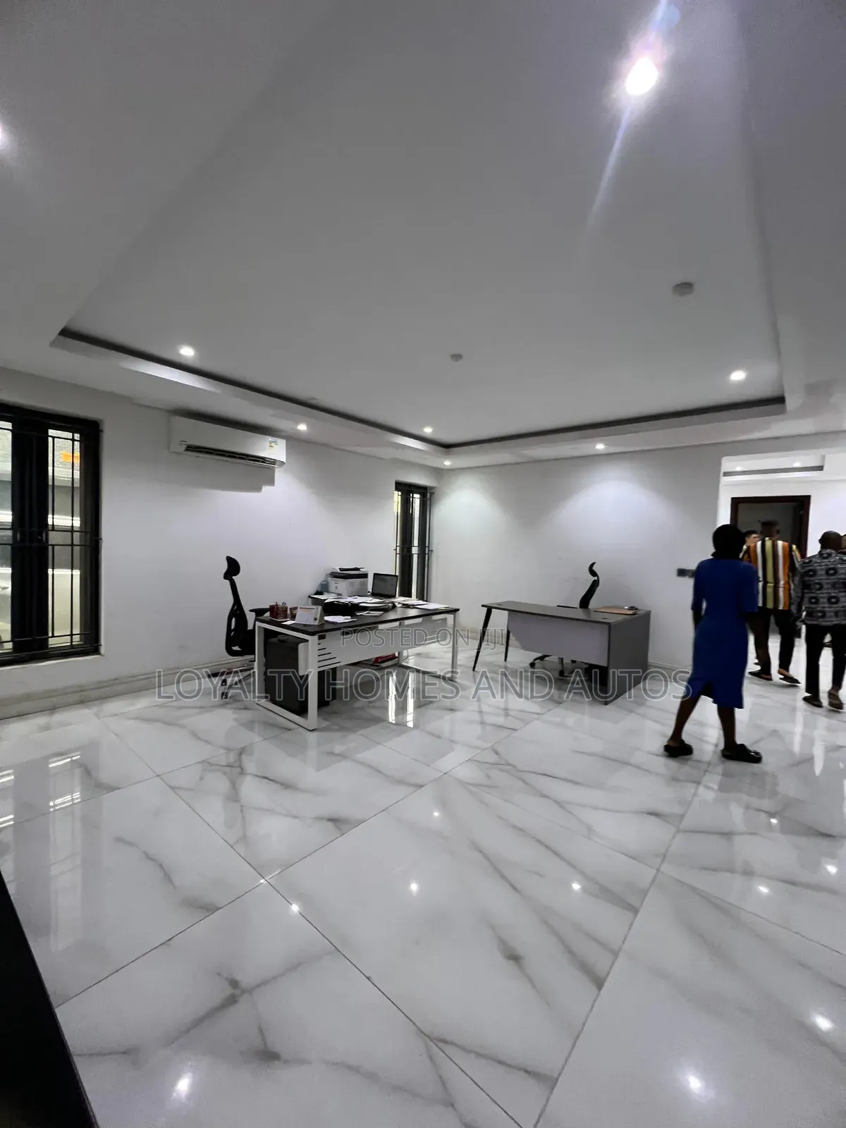 6bdrm Mansion in Ikeja Gra Lagos for sale in Ikeja GRA