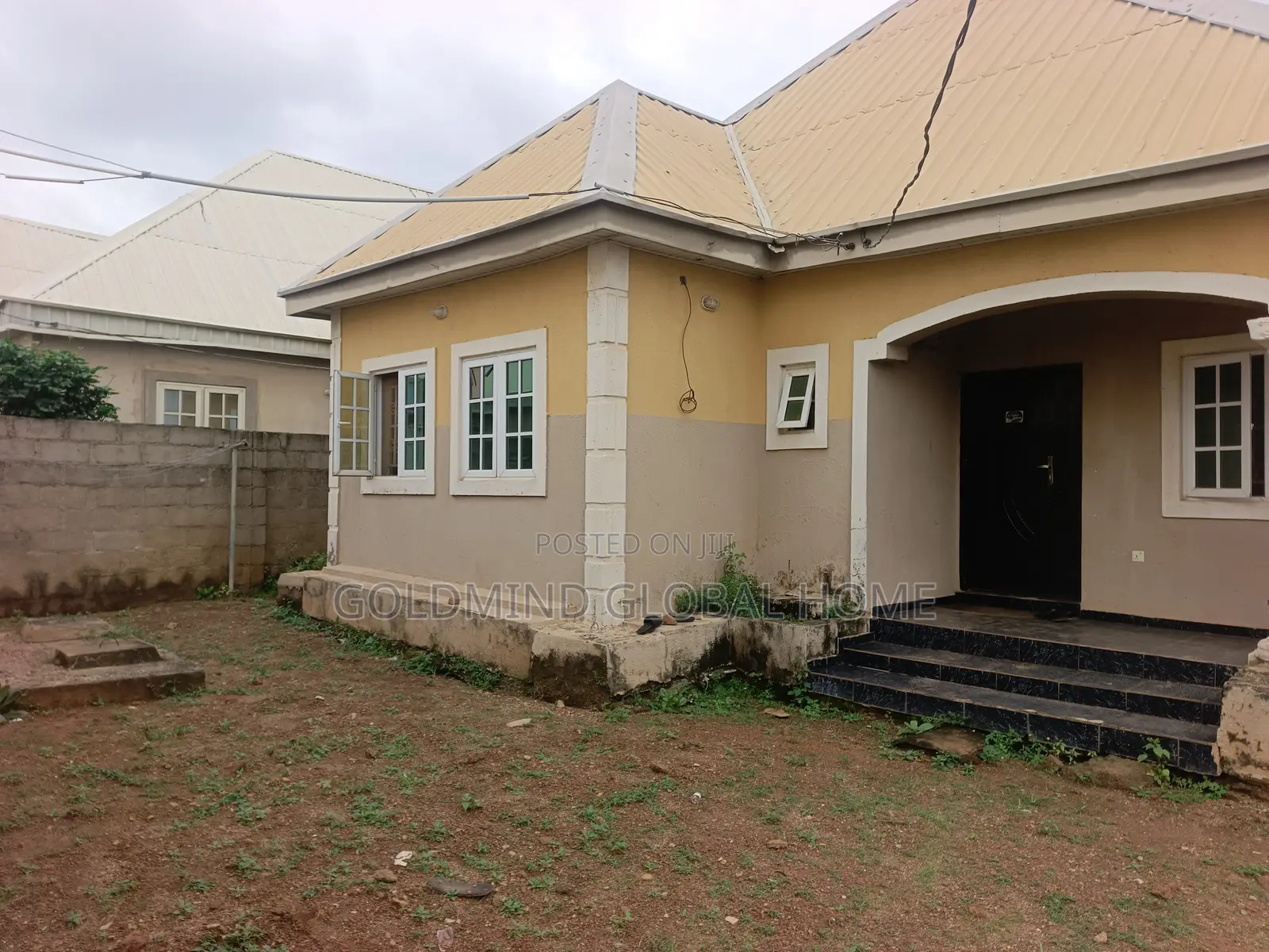 2bdrm Bungalow in Karu-Nasarawa for sale in Karu-Nasarawa