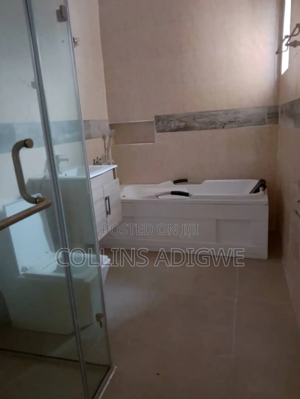 4bdrm Duplex in Harris Drive Vgc for rent in VGC / Ajah