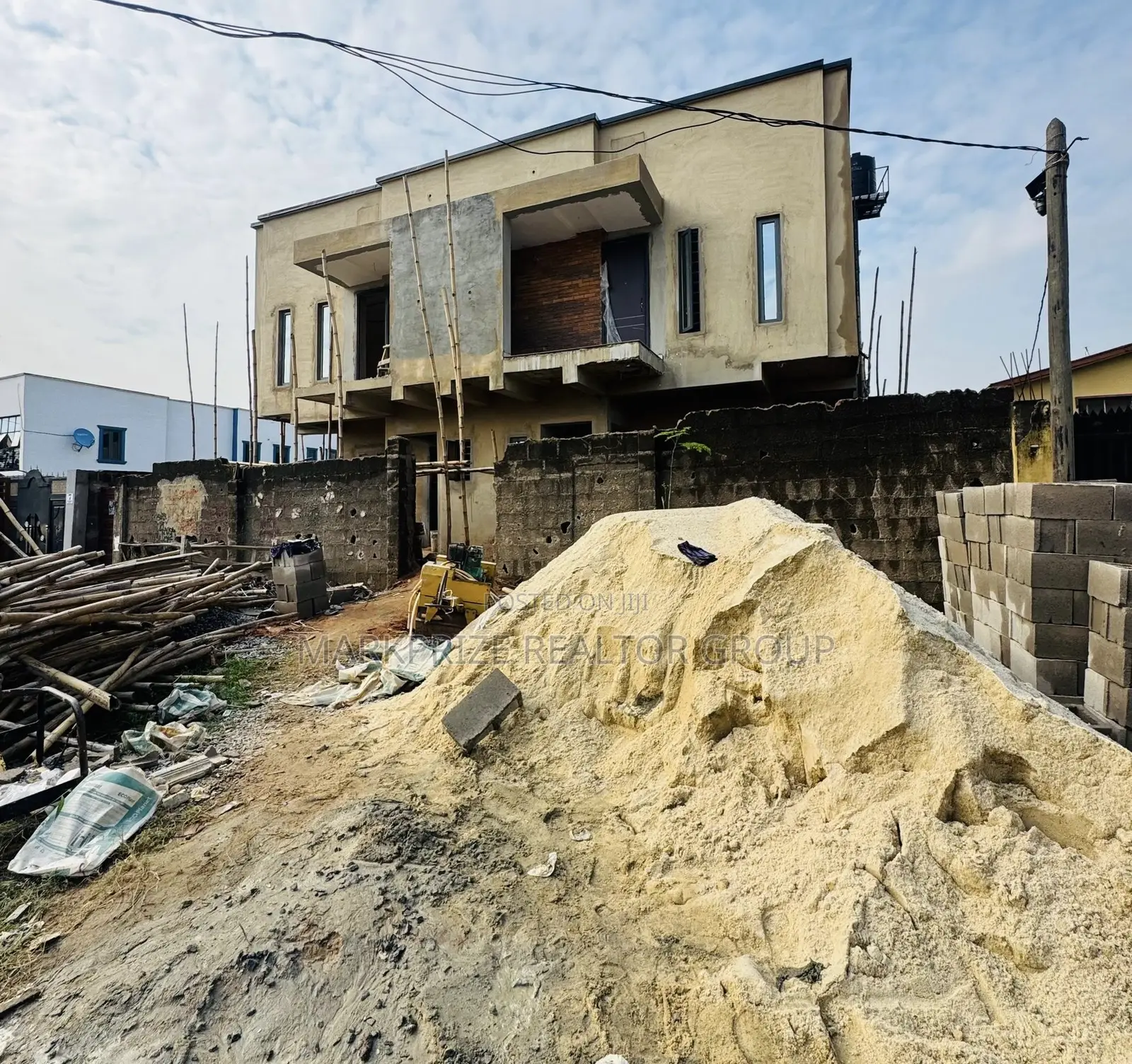 3bdrm Duplex in Oko Oba Agege Lagos for sale in New Oko Oba
