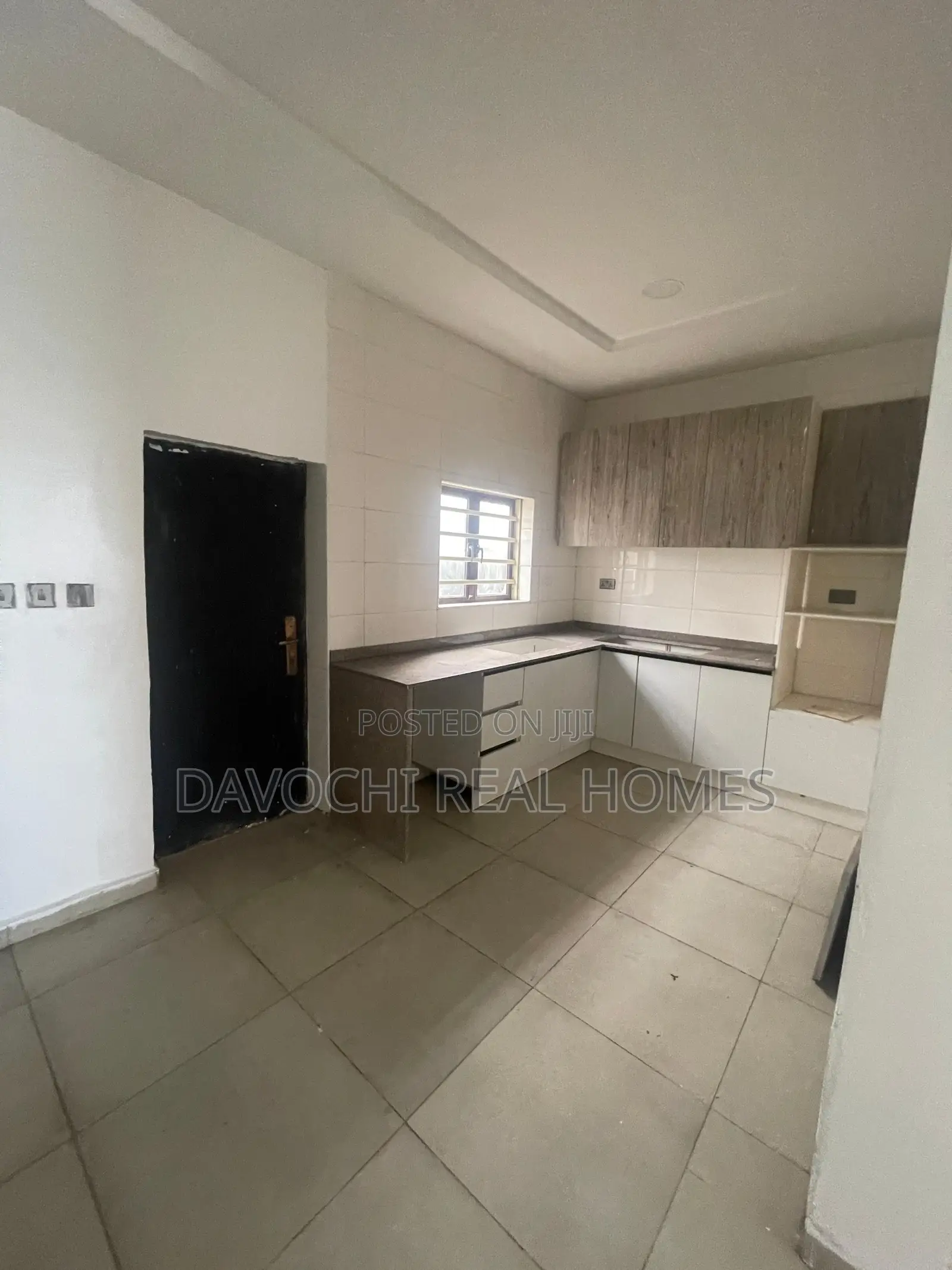 2bdrm Duplex in Orchid Road, Lekki Phase 2 for rent in Lekki Phase 2