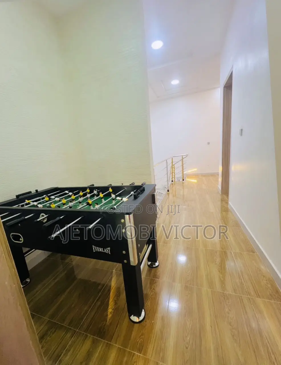 Luxury 4bedroom Apartment With Ps5 in Chevron