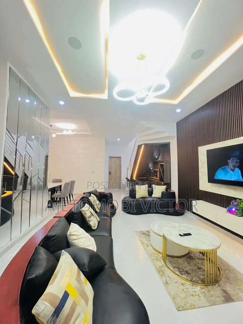 Luxury 4bedroom Apartment With Ps5 in Chevron
