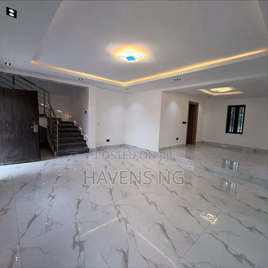 4bdrm Duplex in Jabi for sale in Jabi