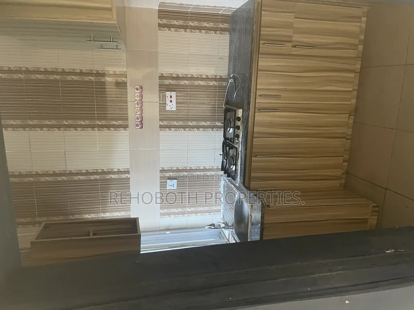 2bdrm Bedsitter in Ire Akari Quarter, Akala Express for rent in Akala Express