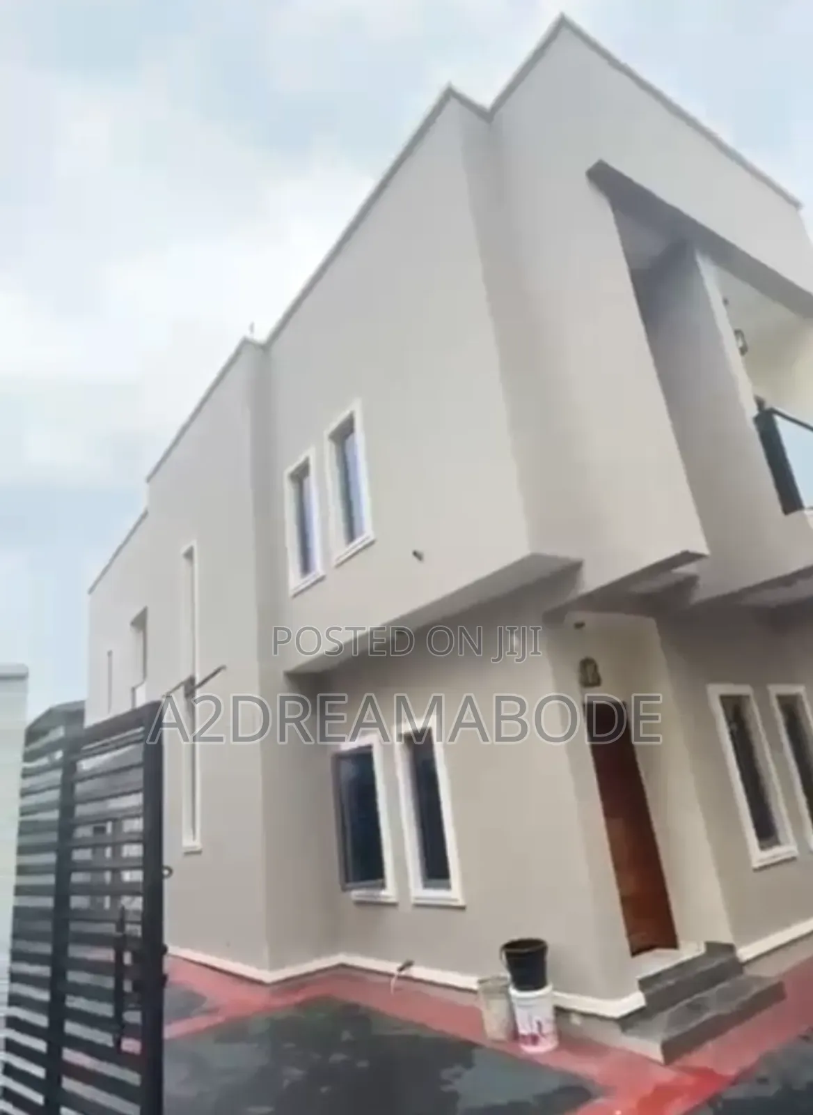 3bdrm Duplex in Olowora, Magodo for sale in Magodo