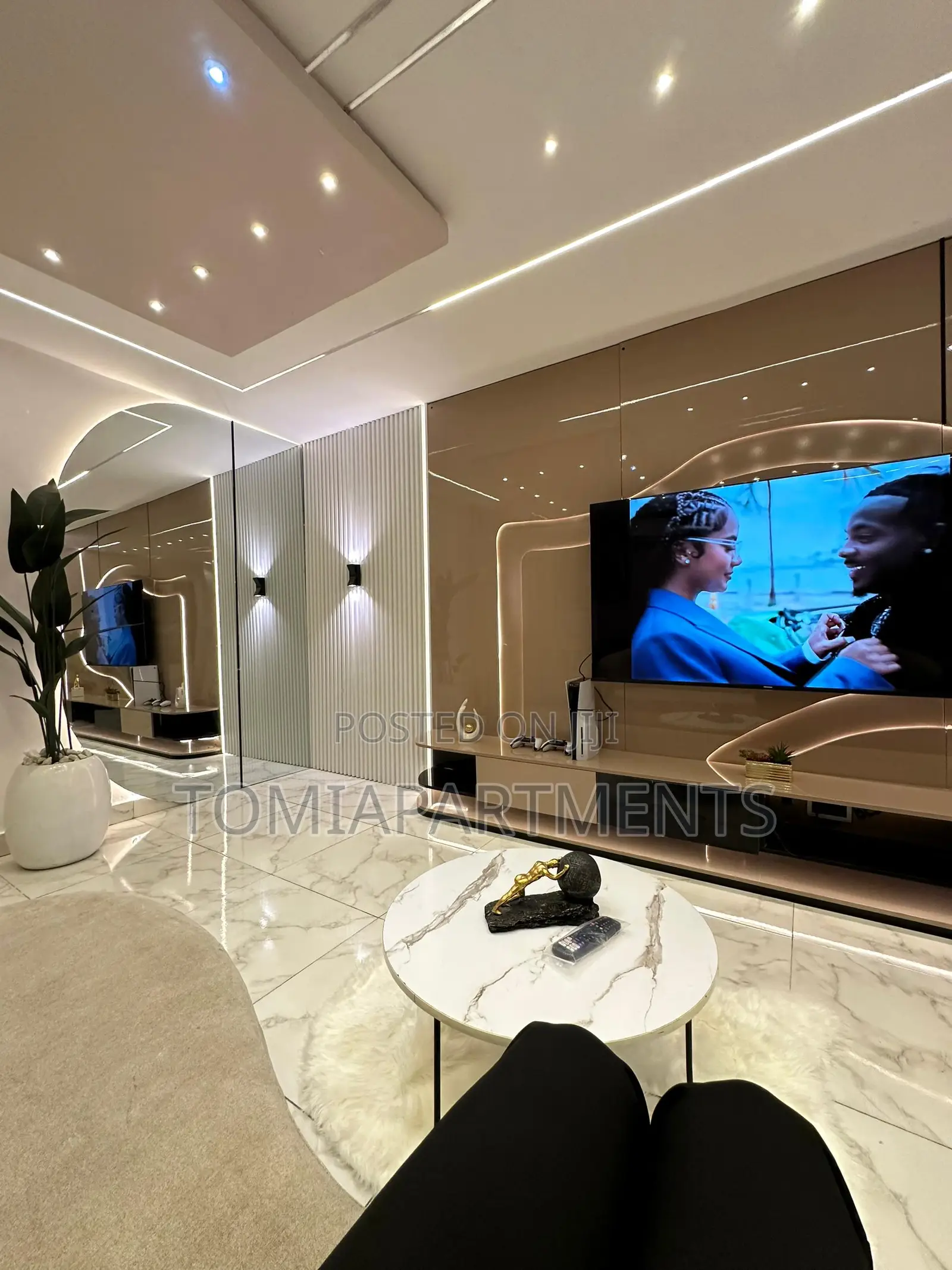 Lovely 1 Bedroom Shortlet With Ps5 in Lekki Right in Ikate