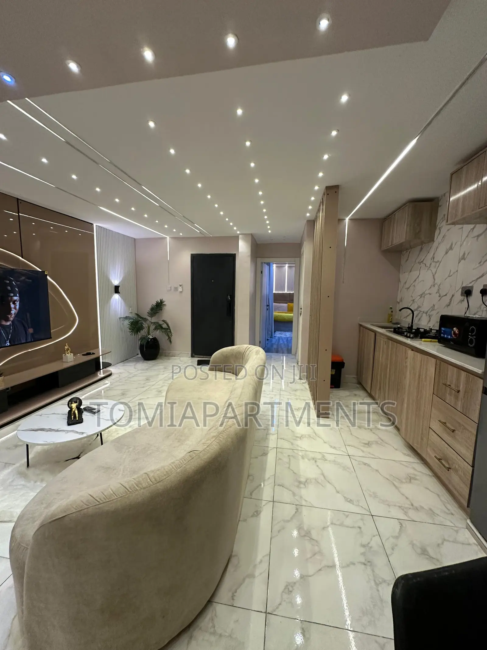 Lovely 1 Bedroom Shortlet With Ps5 in Lekki Right in Ikate