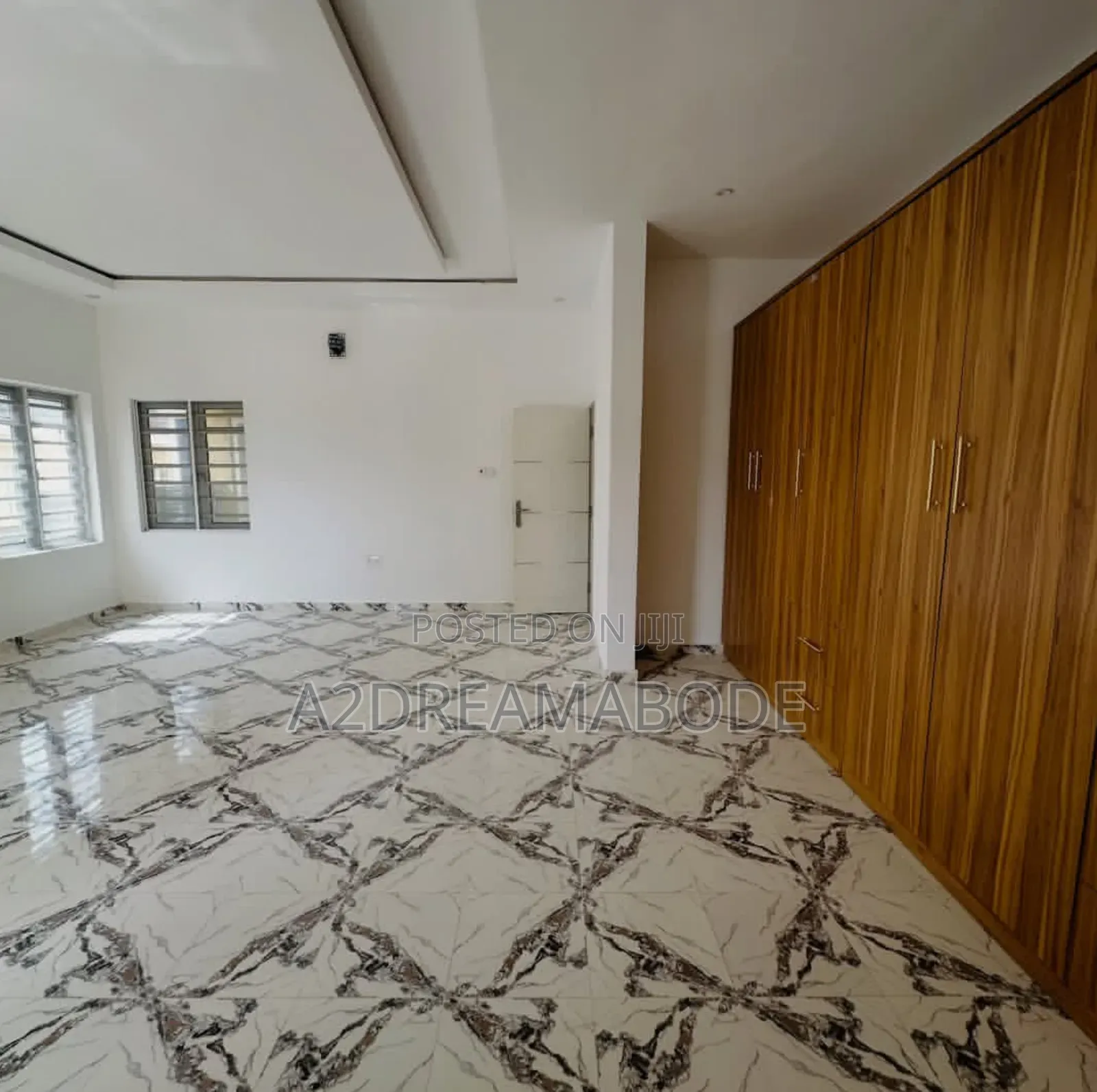 5bdrm Duplex in Opic, Isheri North for sale in Isheri North