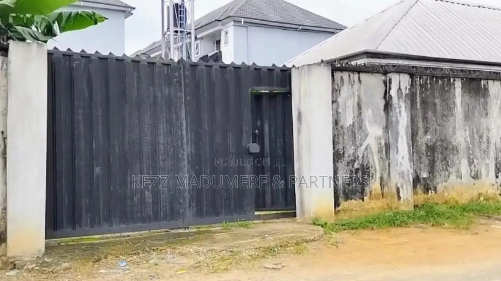 For Sale: Fenced With Gate One Half (11⁄2) at Rumuibekwe Est. Ph in Port-Harcourt