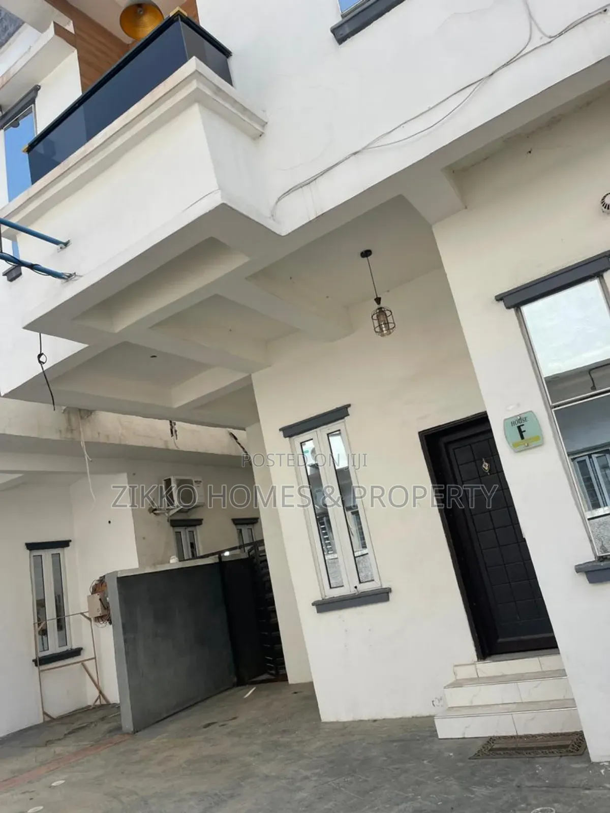 4bdrm Duplex in Ikota Gra, Lekki for sale in Lekki