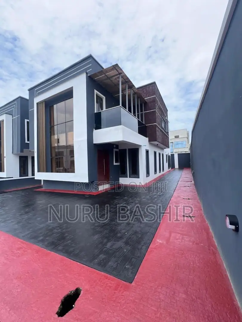 Furnished 4bdrm Duplex in Engineer Oyelade for sale in Oluyole Estate