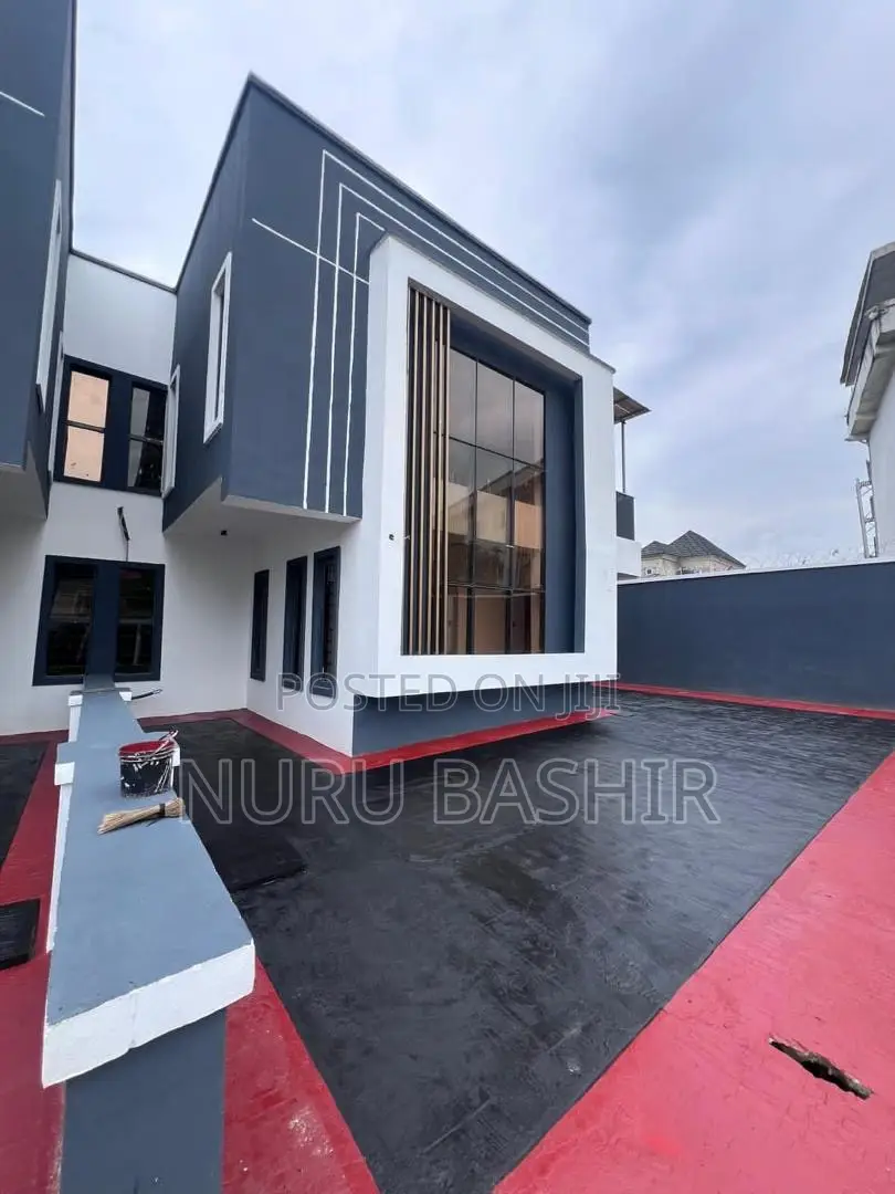 Furnished 4bdrm Duplex in Engineer Oyelade for sale in Oluyole Estate
