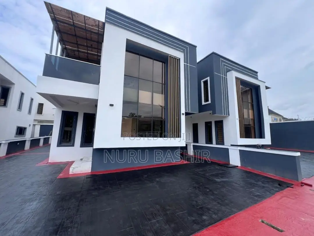 Furnished 4bdrm Duplex in Engineer Oyelade for sale in Oluyole Estate