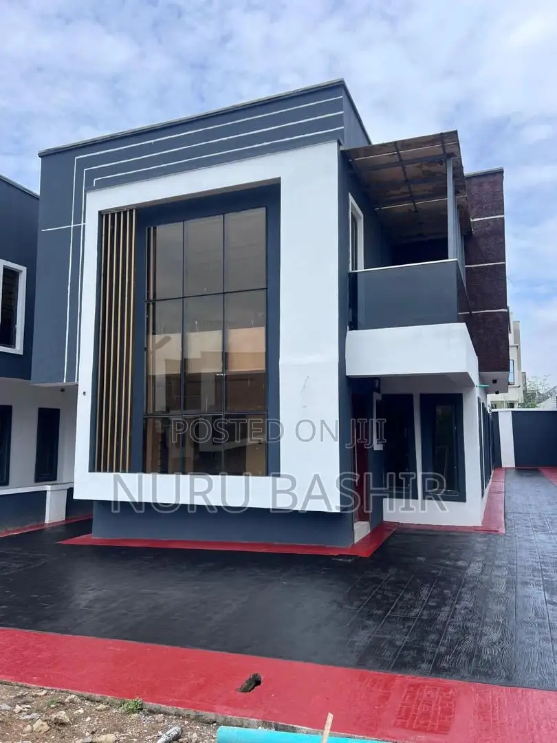 Furnished 4bdrm Duplex in Engineer Oyelade for sale in Oluyole Estate