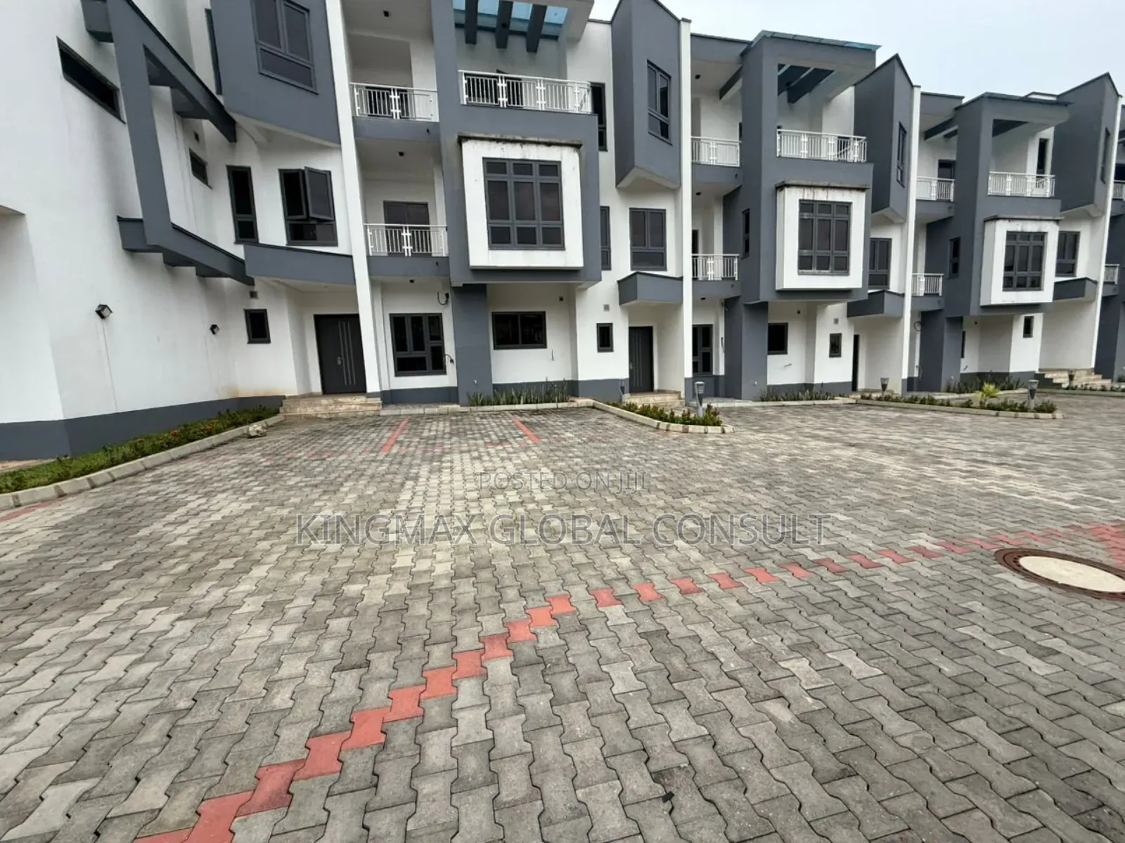4bdrm Duplex in Wuye Abuja for sale in Wuye