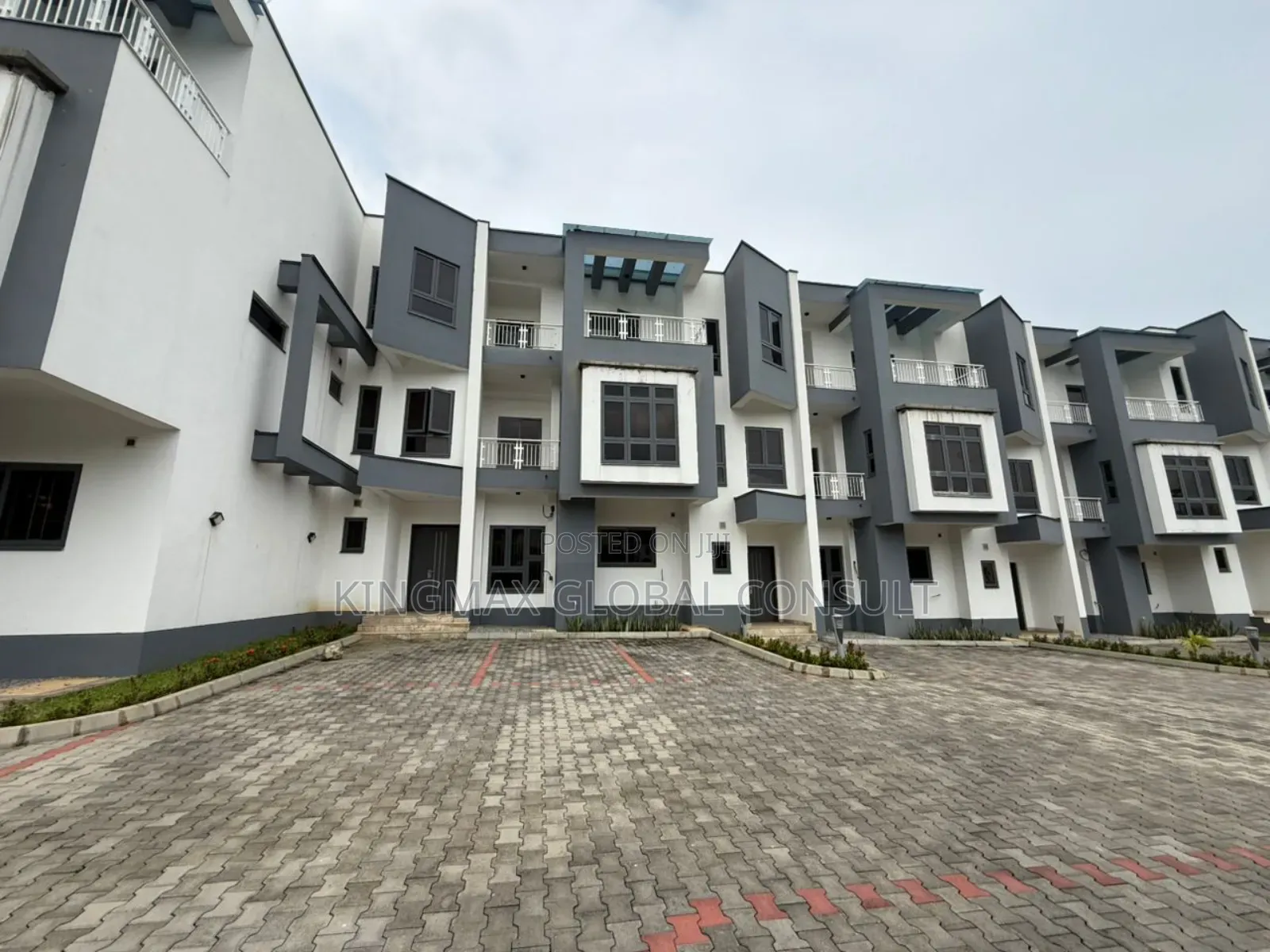 4bdrm Duplex in Wuye Abuja for sale in Wuye
