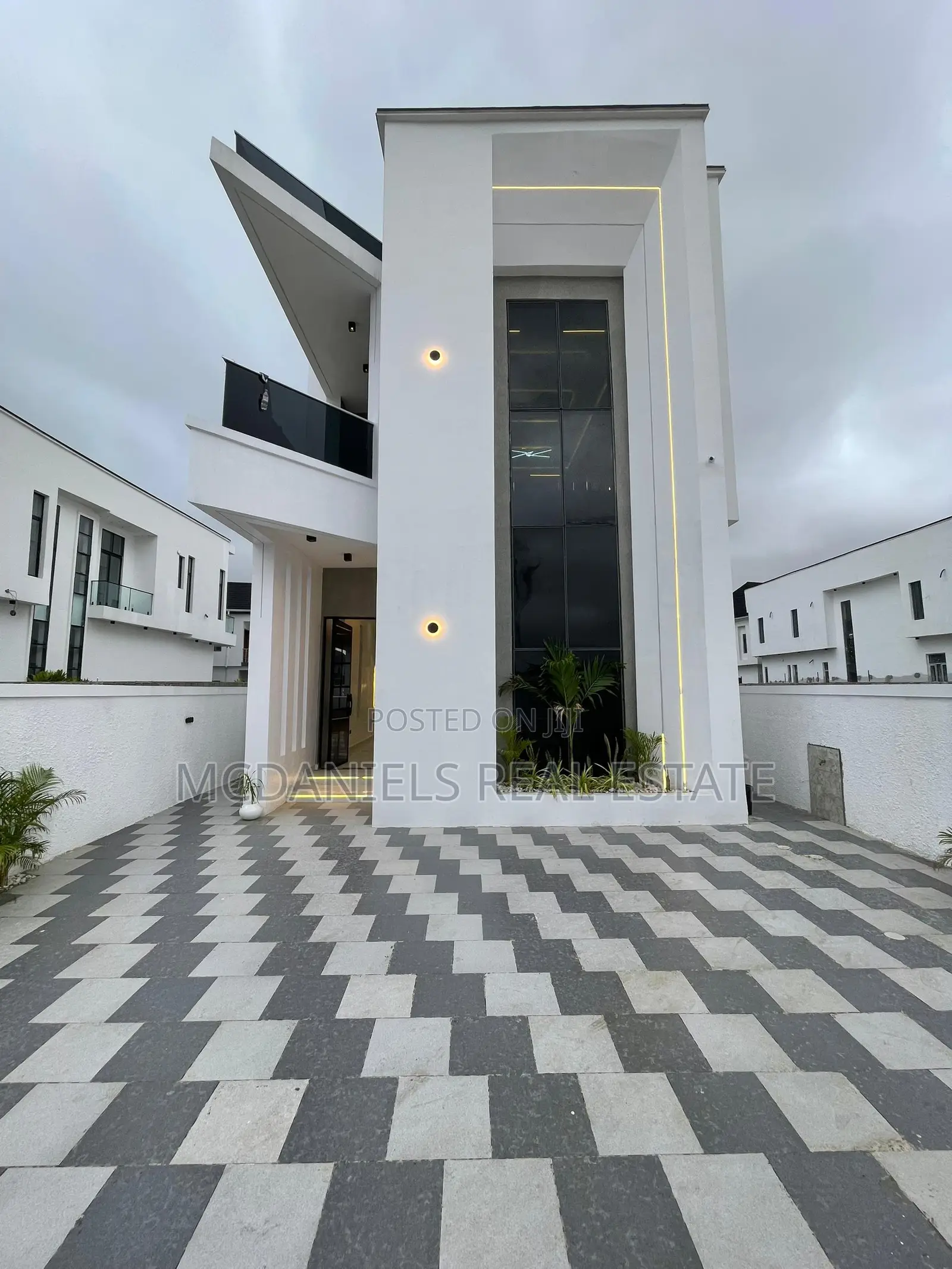 Furnished 5bdrm Duplex in Ado / Ajah for sale in Ado / Ajah
