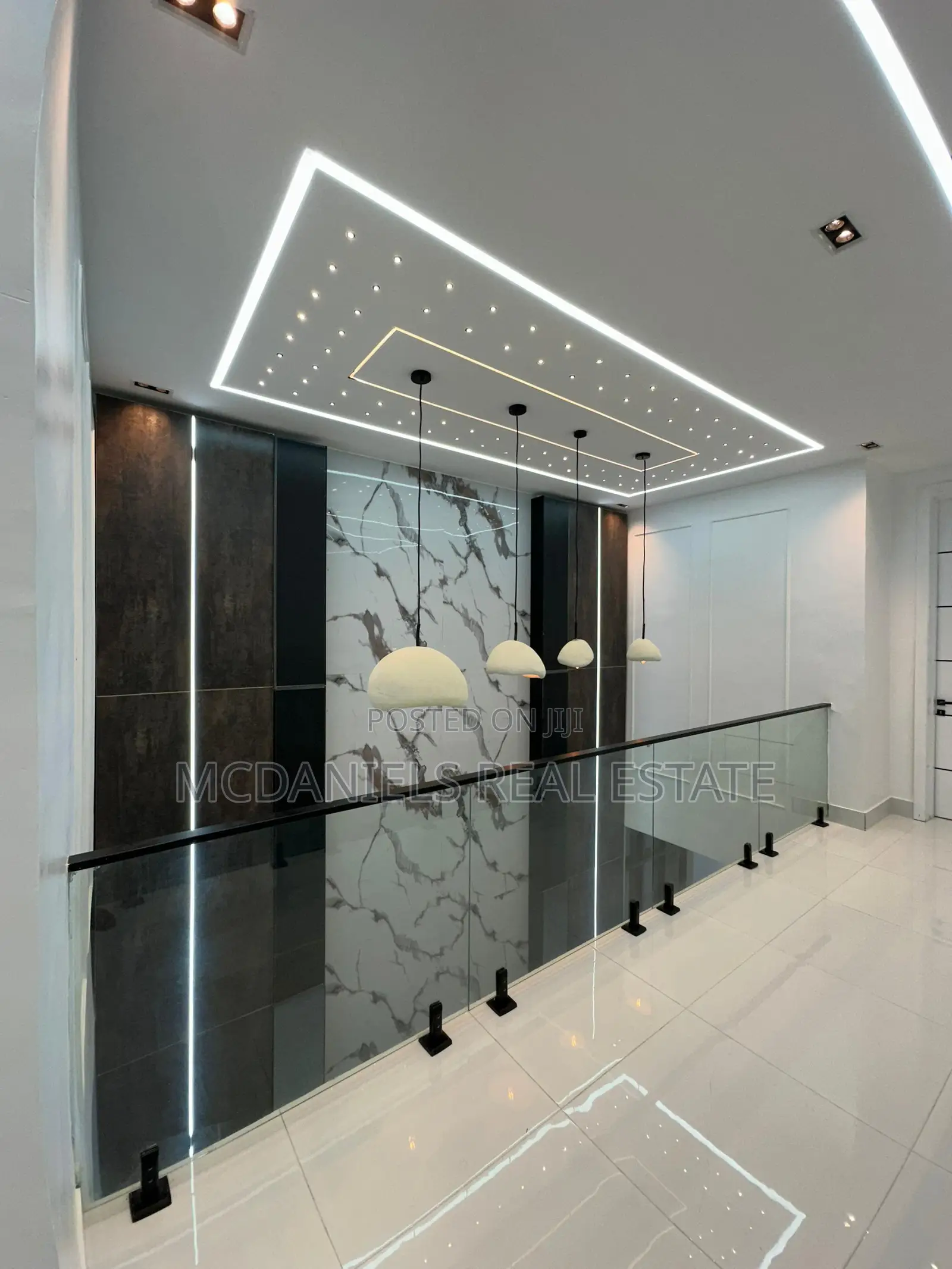 Furnished 5bdrm Duplex in Chevron for sale in Chevron