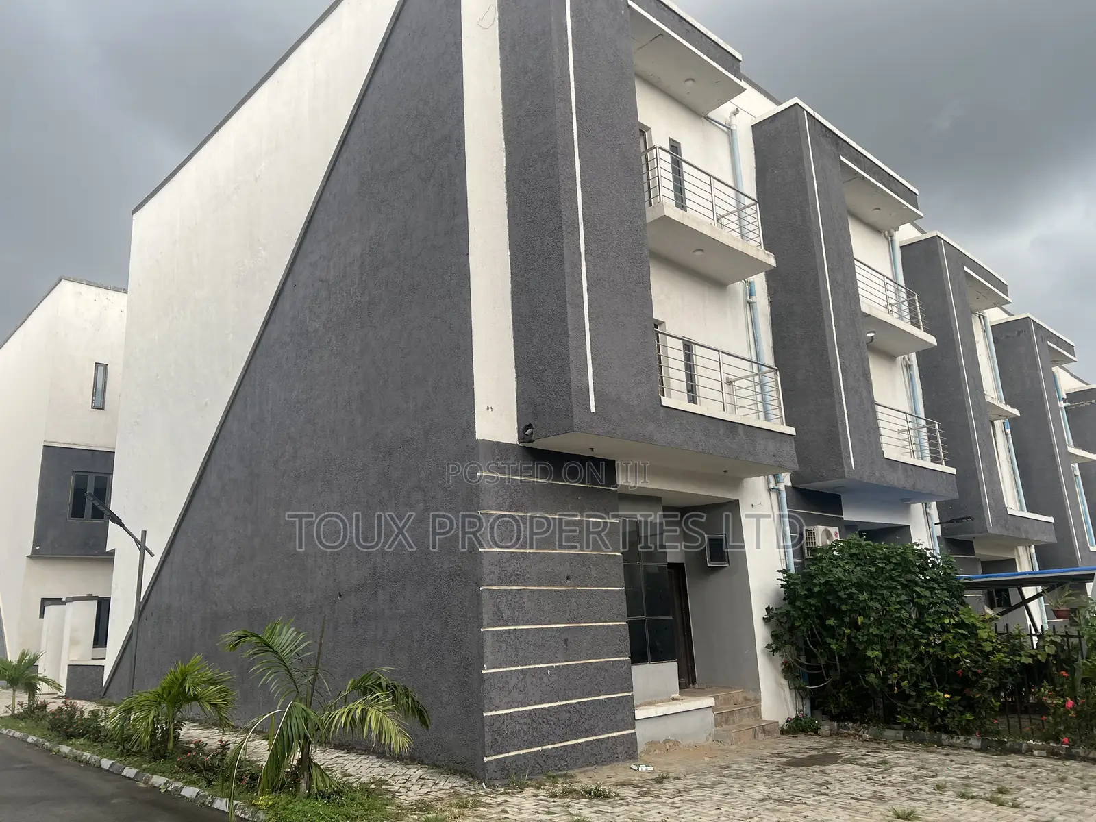 4bdrm Townhouse/Terrace in Garki 2 for sale in Garki 2