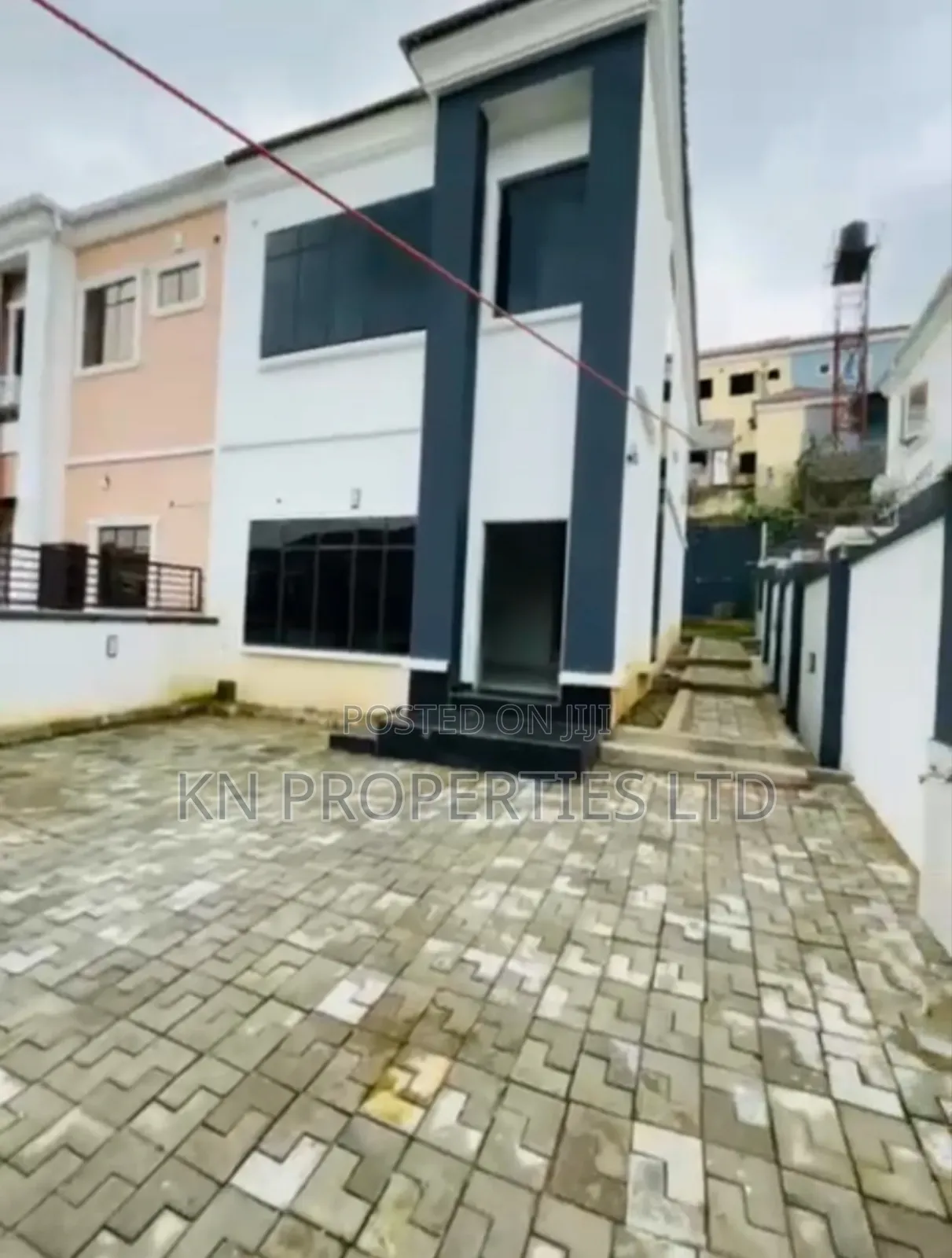 3bdrm Duplex in Naf Valley, Asokoro for sale in Asokoro