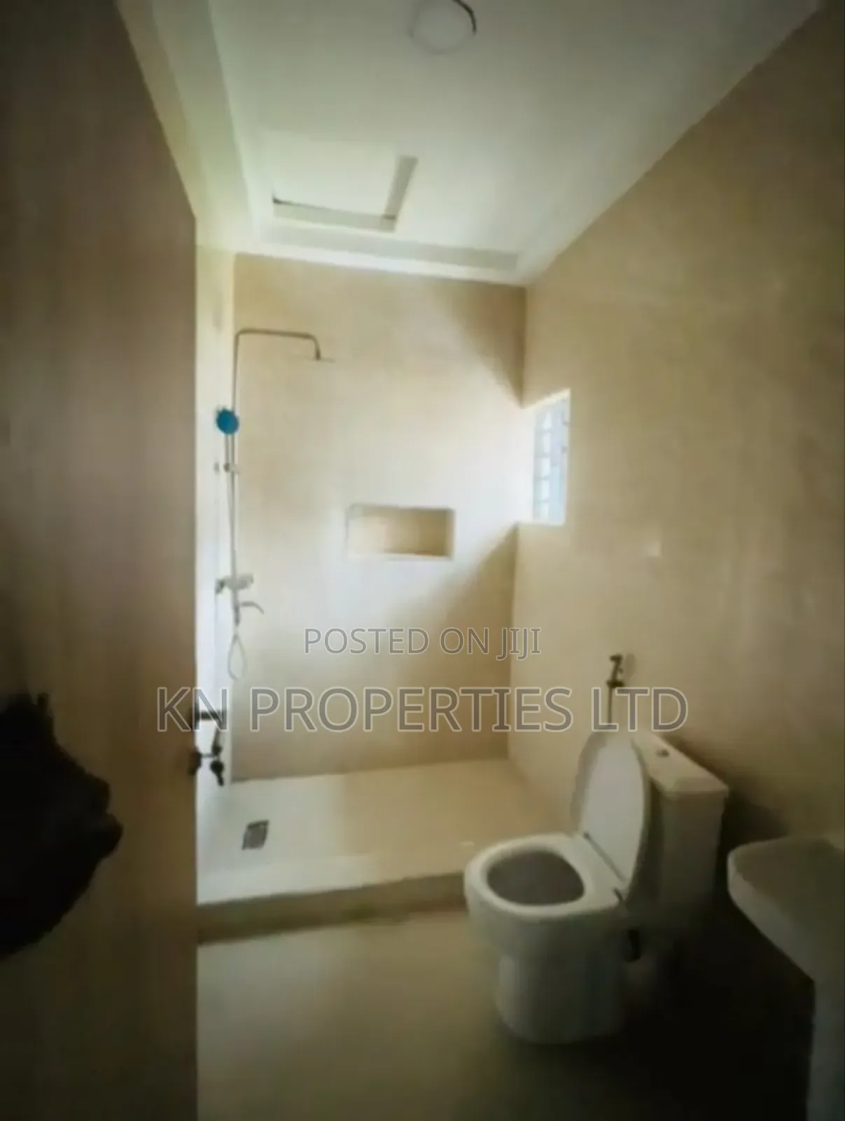 3bdrm Duplex in Naf Valley, Asokoro for sale in Asokoro