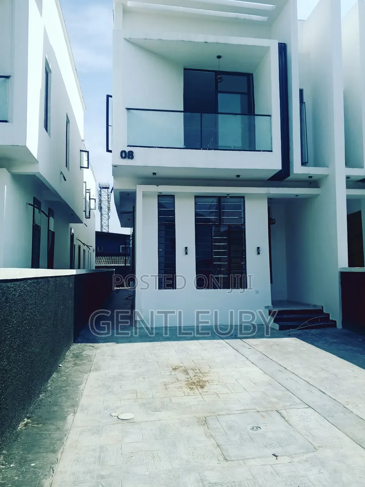 4bdrm Duplex in Idado Estate, Lekki Phase 2 for sale in Lekki Phase 2