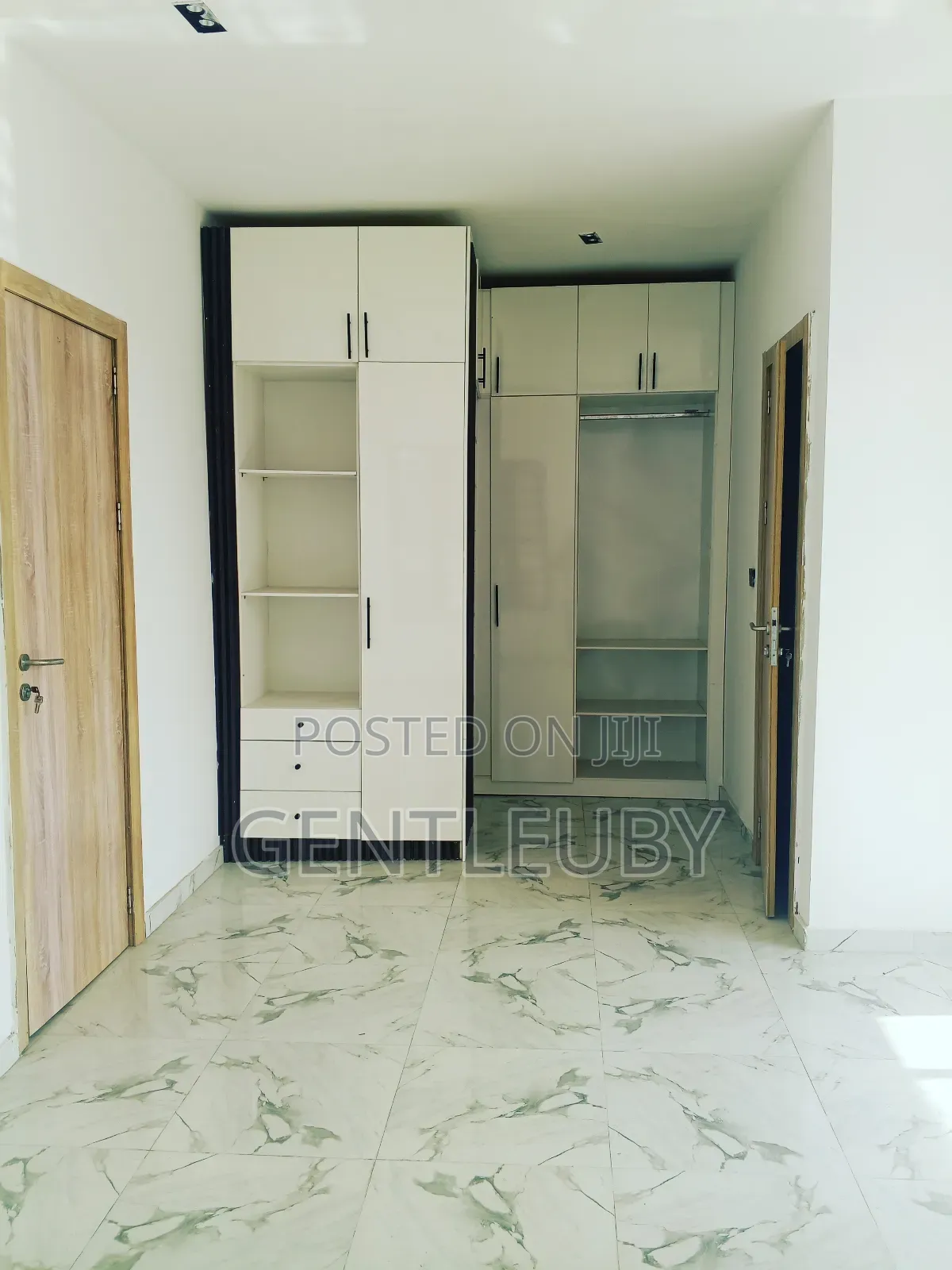 4bdrm Duplex in Idado Estate, Lekki Phase 2 for sale in Lekki Phase 2