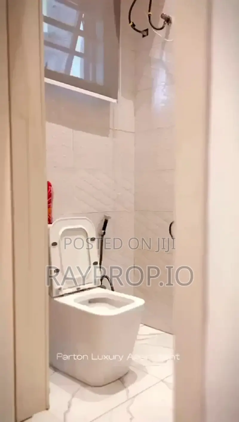 347299tm - Nicely Furnished 3 Bedroom Shortlet in Lekki in Orange Island