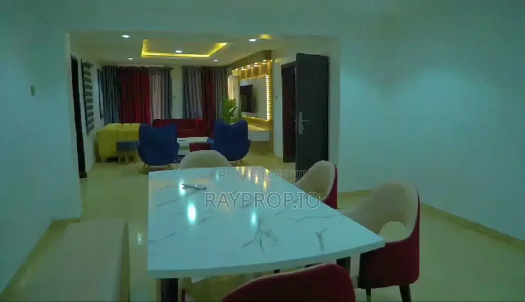 370994sp - 3 Bedroom Shortlet in Magodo Gra in GRA Phase 2 Shangisha