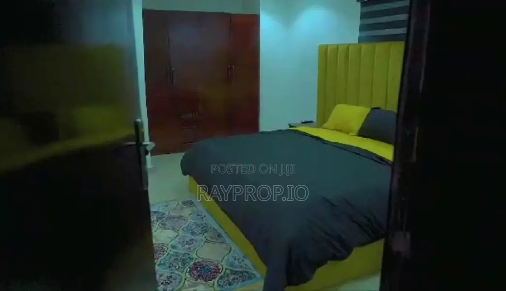 370994sp - 3 Bedroom Shortlet in Magodo Gra in GRA Phase 2 Shangisha