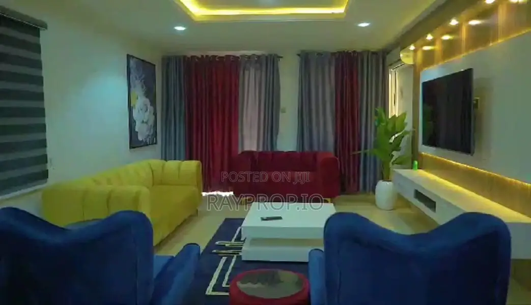 370994sp - 3 Bedroom Shortlet in Magodo Gra in GRA Phase 2 Shangisha