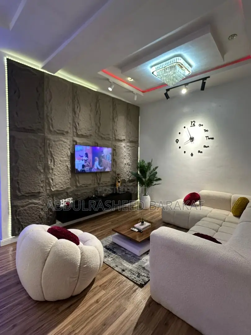 Luxury One Bedroom Apartment With Ps4 in Lekki Phase 2