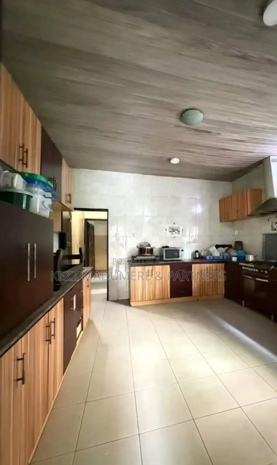 6bdrm Duplex in Rumuokwurushi , Port, Rumuokwurusi for sale in Rumuokwurusi