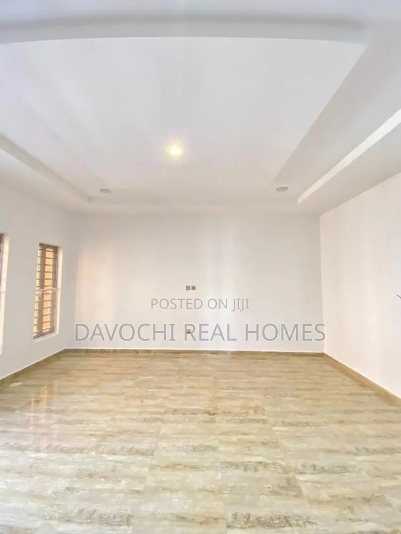 4bdrm Duplex in Orchid Road, Lekki Phase 2 for rent in Lekki Phase 2