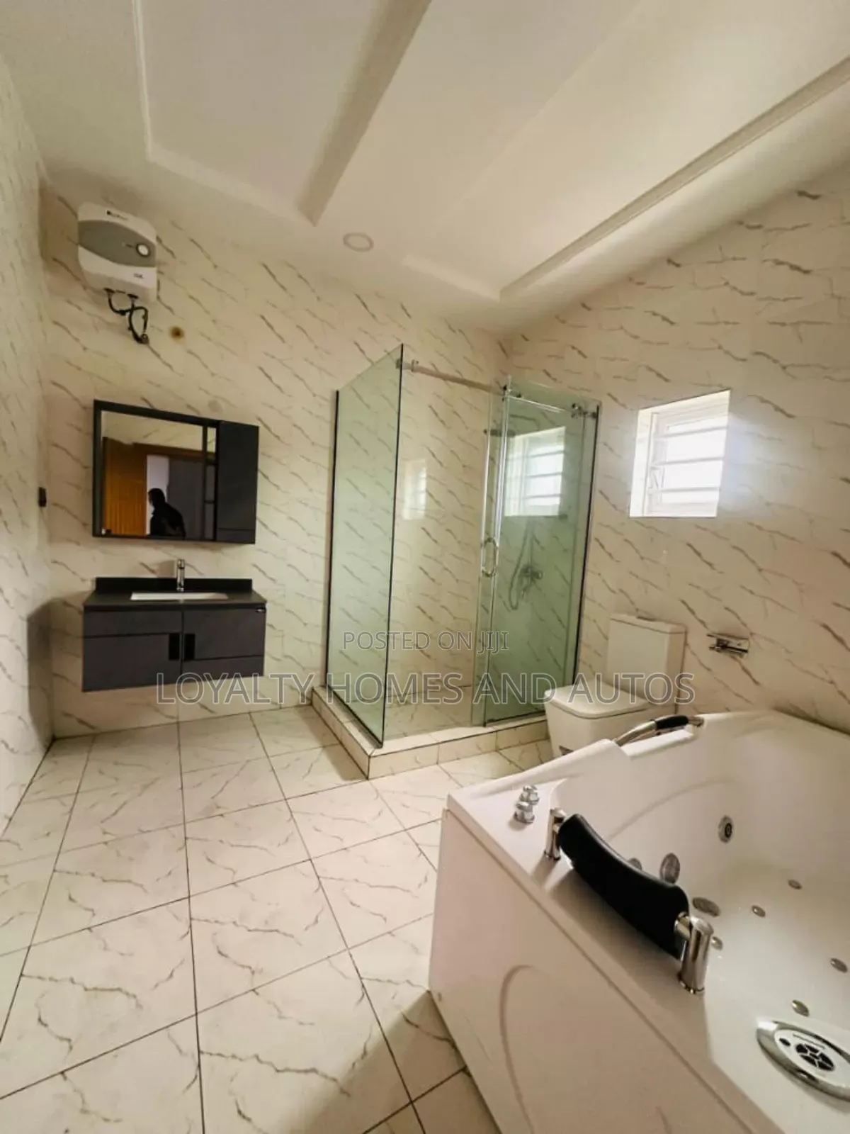 5bdrm Duplex in Magodo Phase 2 for sale in GRA Phase 2 Shangisha