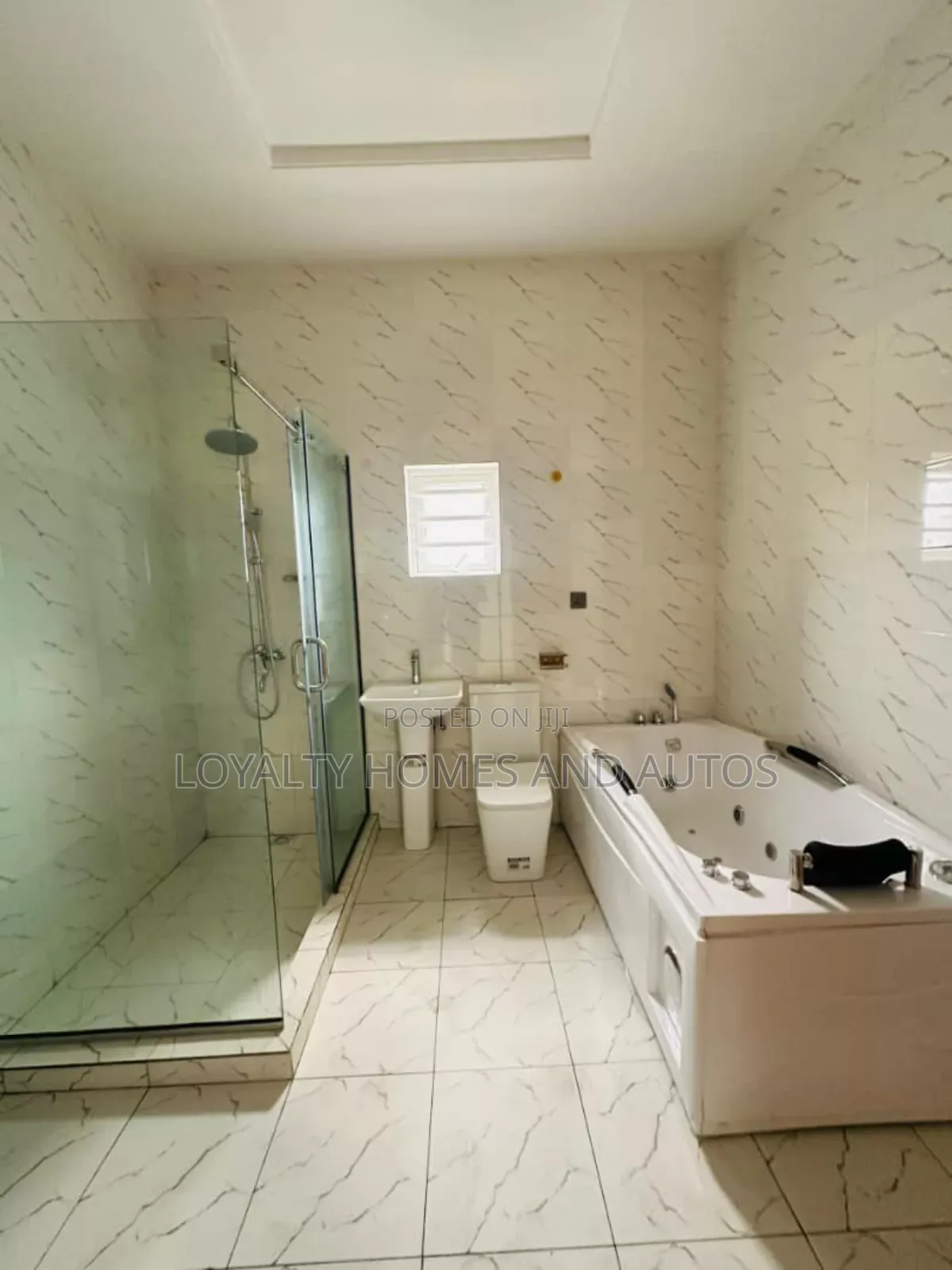 5bdrm Duplex in Magodo Phase 2 for sale in GRA Phase 2 Shangisha