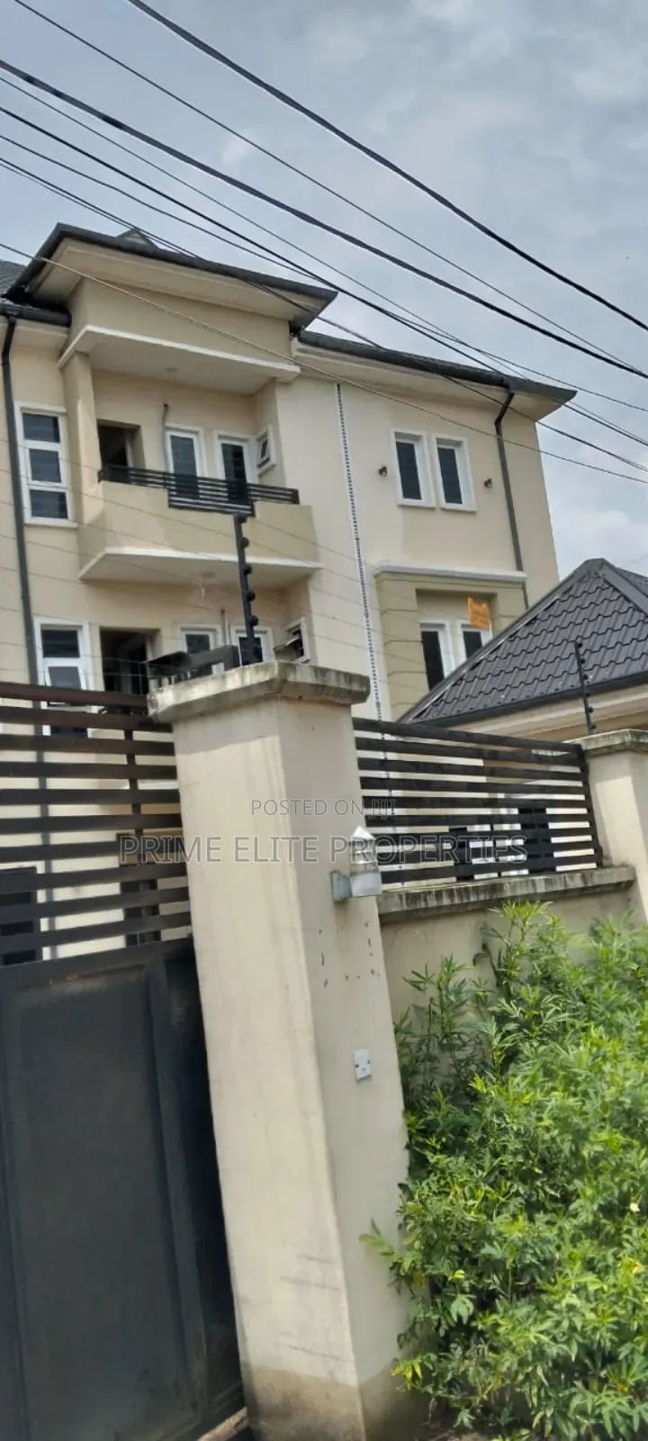 Furnished 12bdrm Block of Flats in Osongoma Housing, Uyo for sale in Uyo