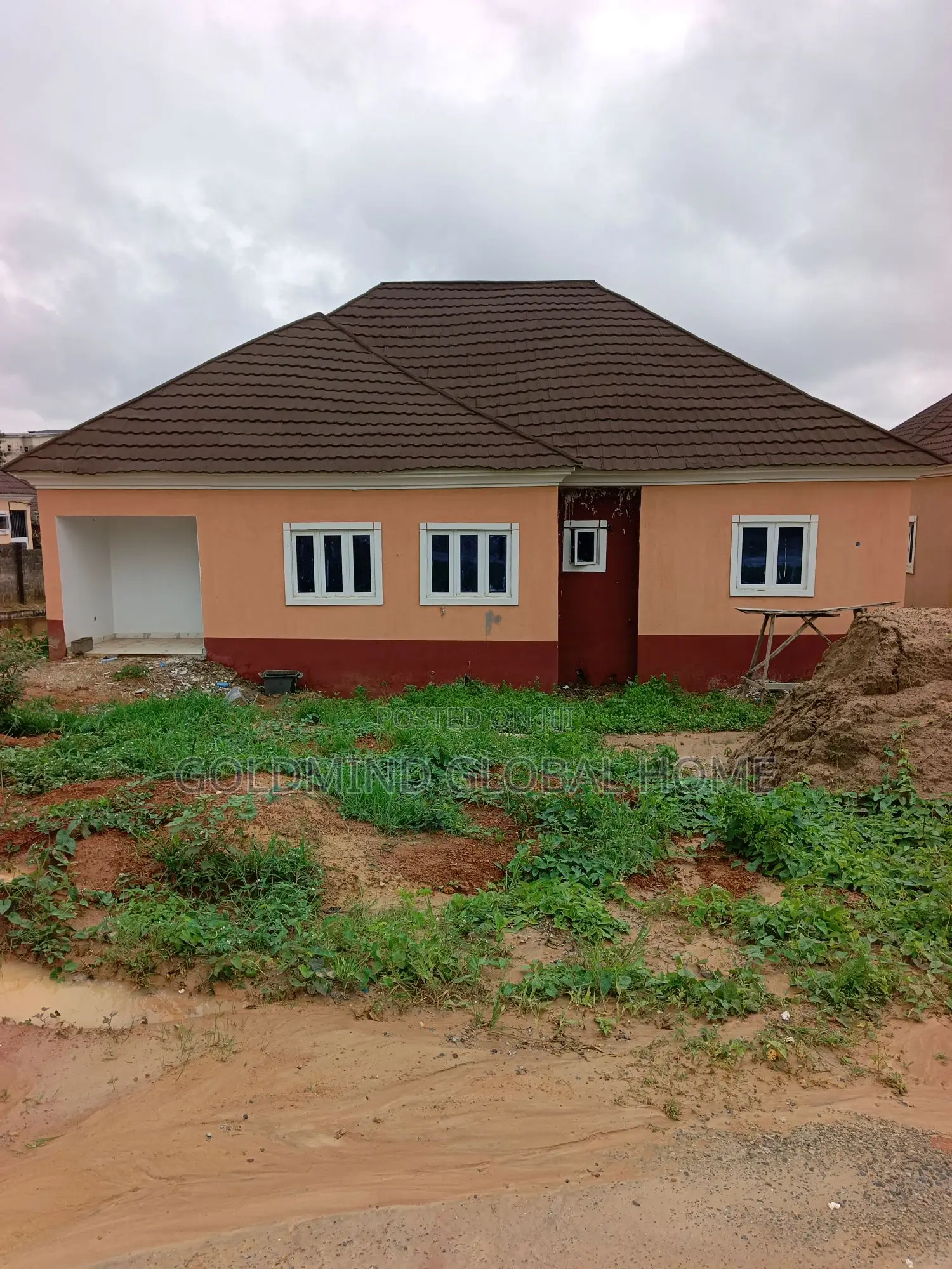 3bdrm Bungalow in Goldmind Estate, Zone B for sale in Zone B