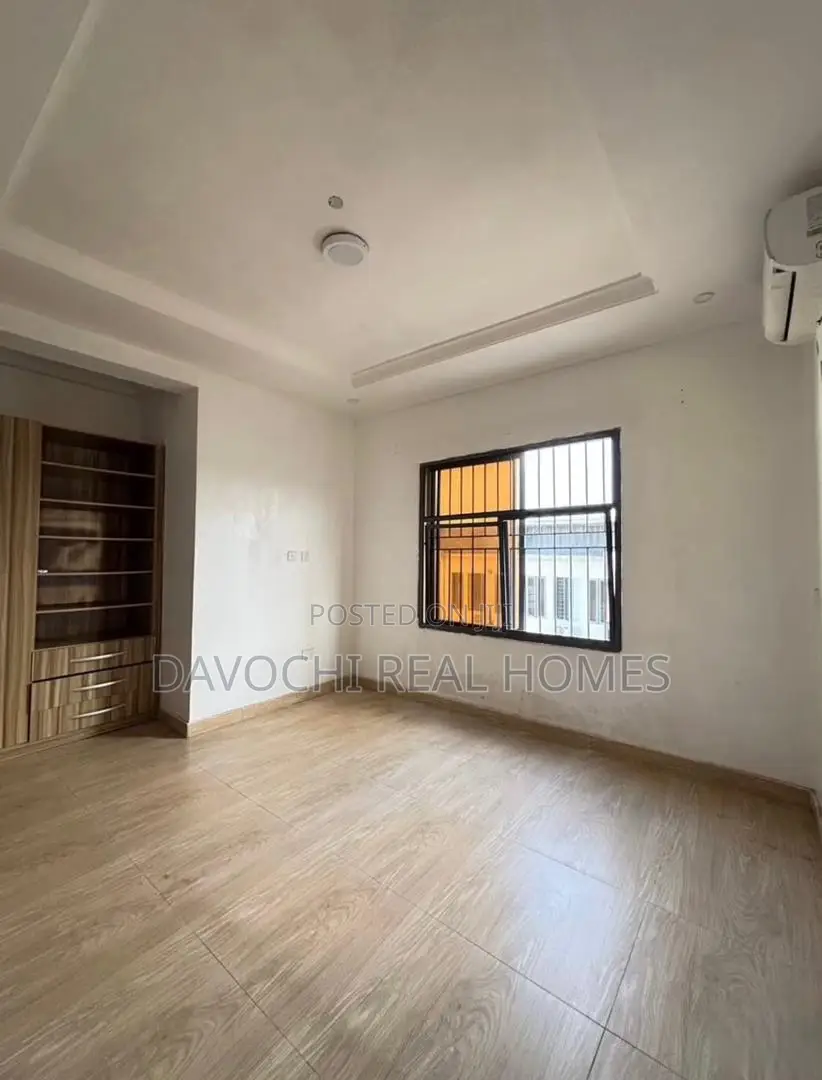 2bdrm Apartment in Ilasan, Ikate for rent in Ikate